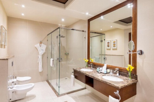 Concorde Hotel Doha image 4